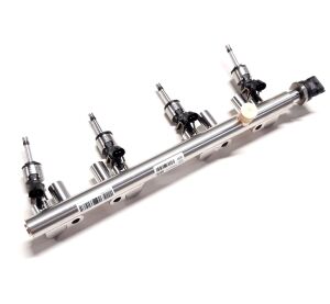 FUEL DELIVERYF PIPE AND INJECTOR ASSY