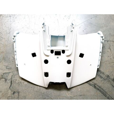 WHITE  REAR FENDAR